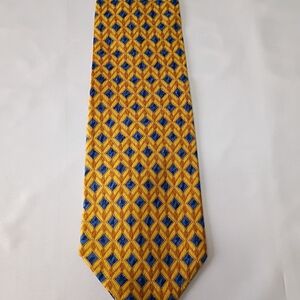 Geoffrey Beene Vintage 100% Silk Tie Gold and Blue Paisley Made In The USA